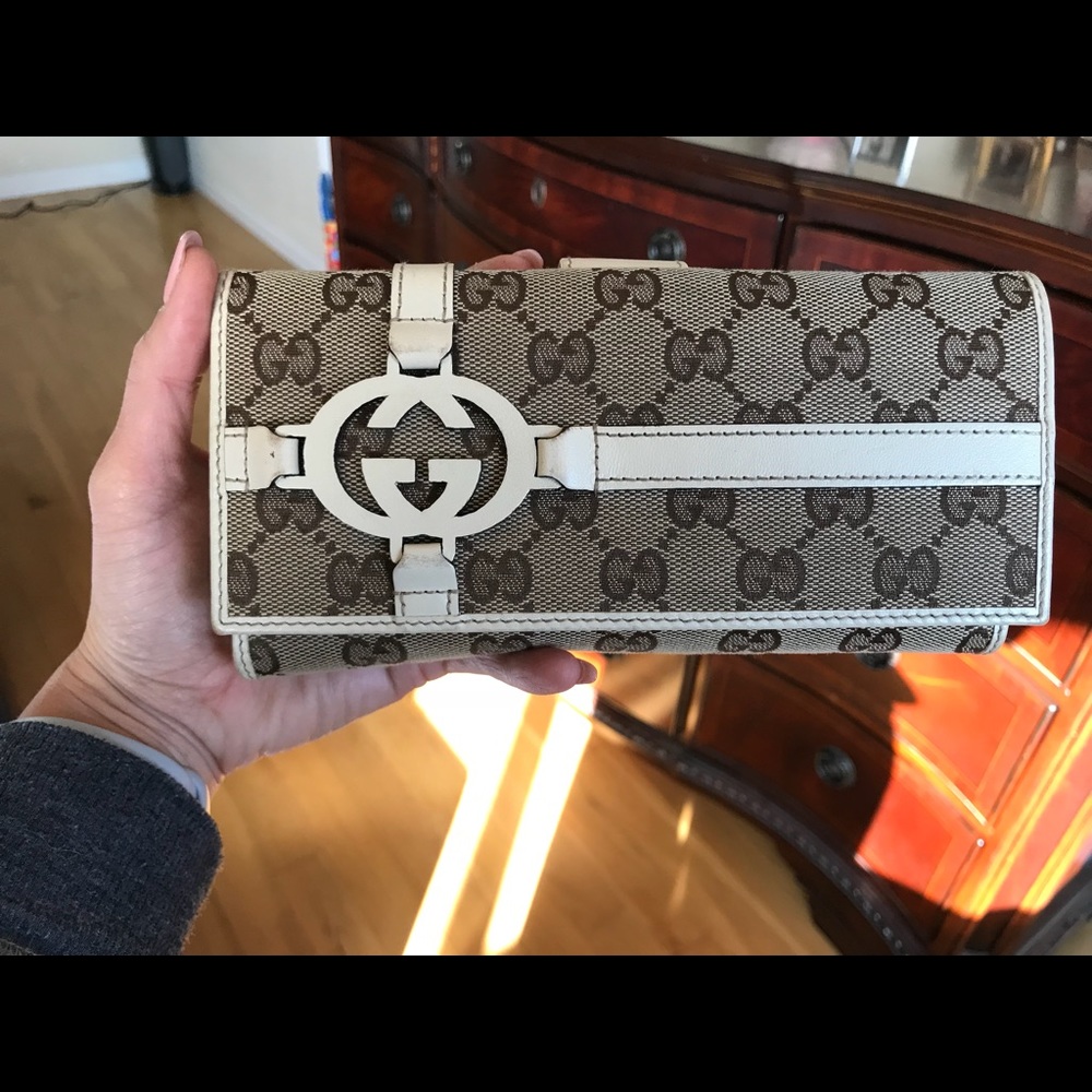 Gucci wallet